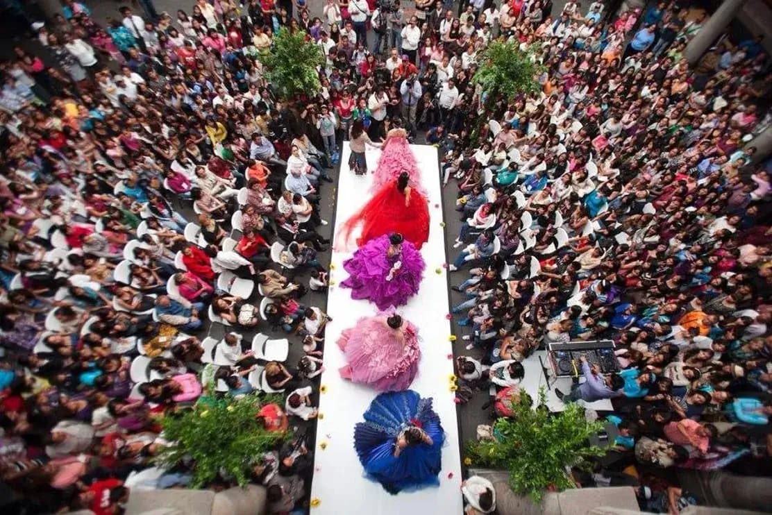 Viannk Mansur - New York Fashion Awards